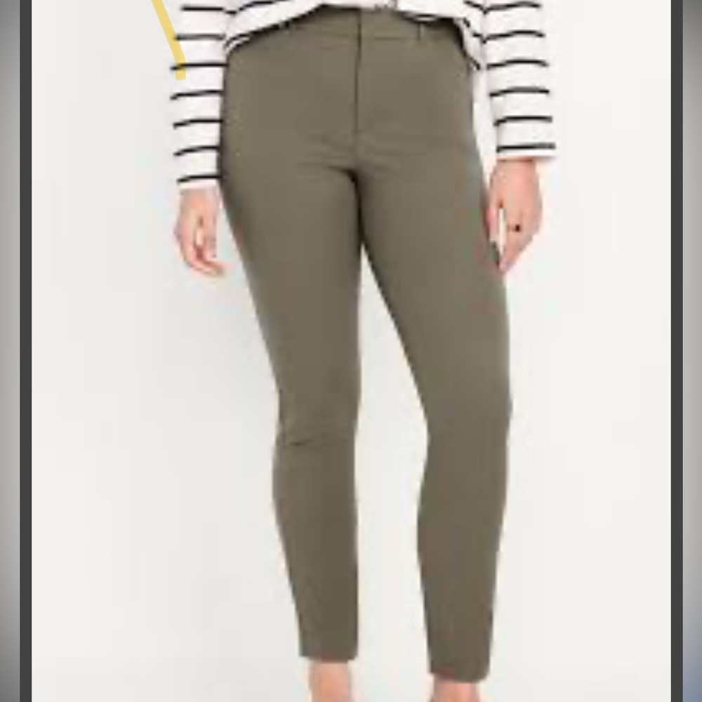 Old Navy Pixie skinny pants